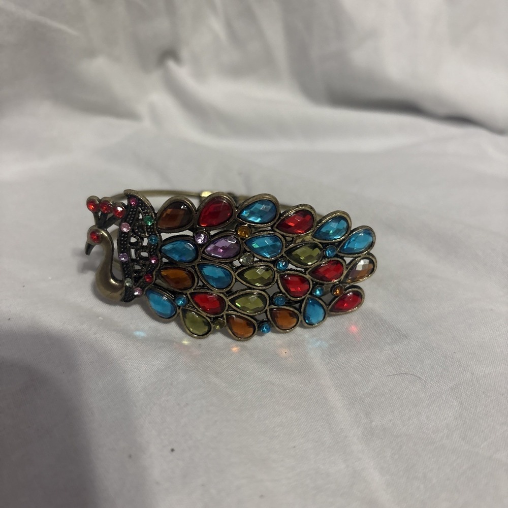 Vintage Peacock Clamper Bracelet Metal Multi-Colored Faceted Crystals Fashion - Picture 3 of 7